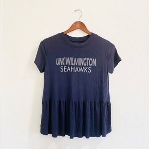 UNC Wilmington Seahawks Navy Top Shirt Stretch NWT Tee College Sports Carolina M